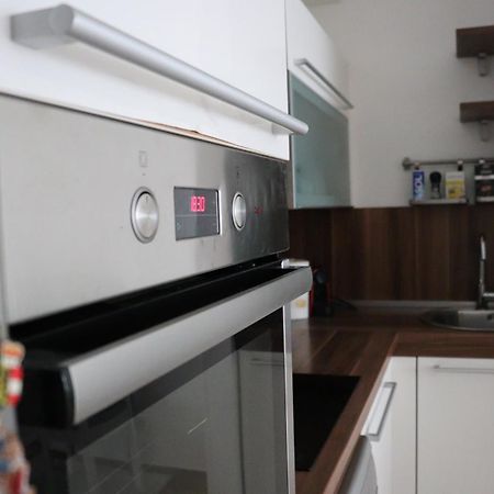 Apartman Lumi Arena Ζάγκρεμπ Εξωτερικό φωτογραφία
